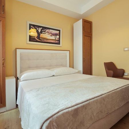 Eagles Philadelphia Bed and Breakfast Korça Exteriör bild